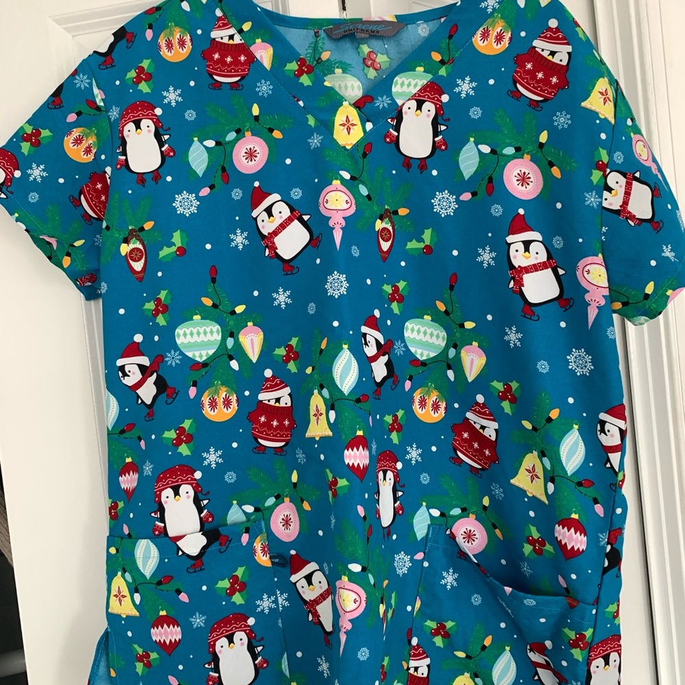 Scrub top